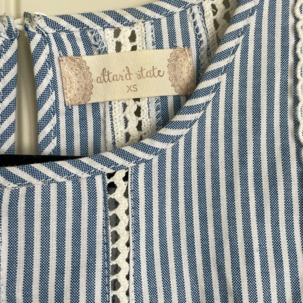 Blue and White Striped Top with Lace Flutter Sleeve - Picture 2 of 5